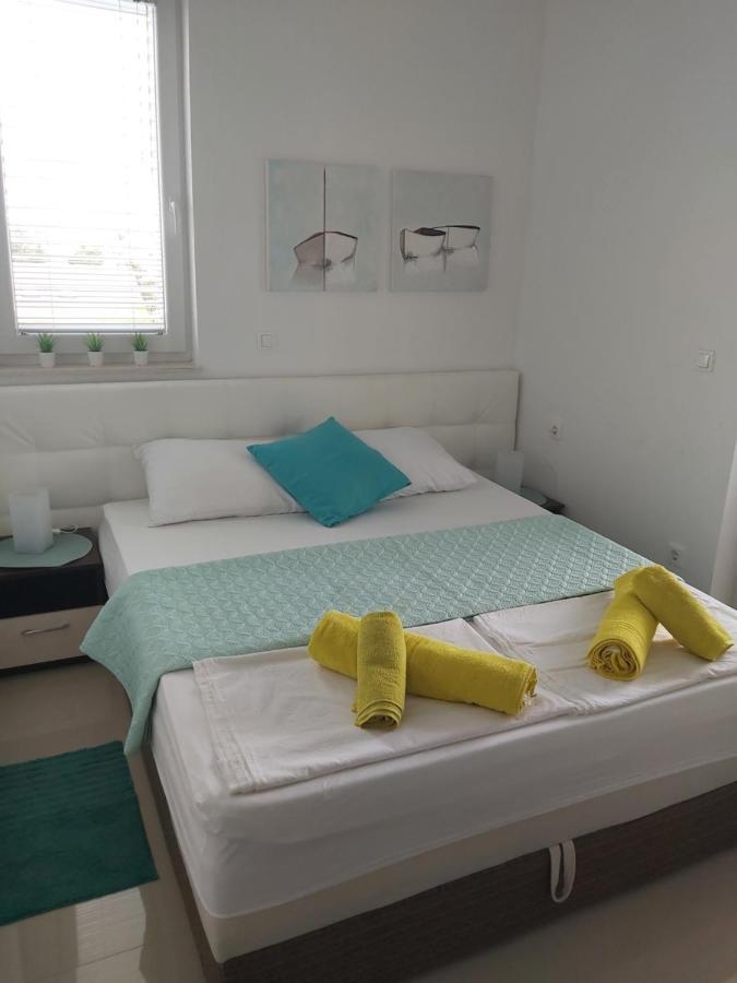 Apartment Adrijana ノヴァリャ エクステリア 写真