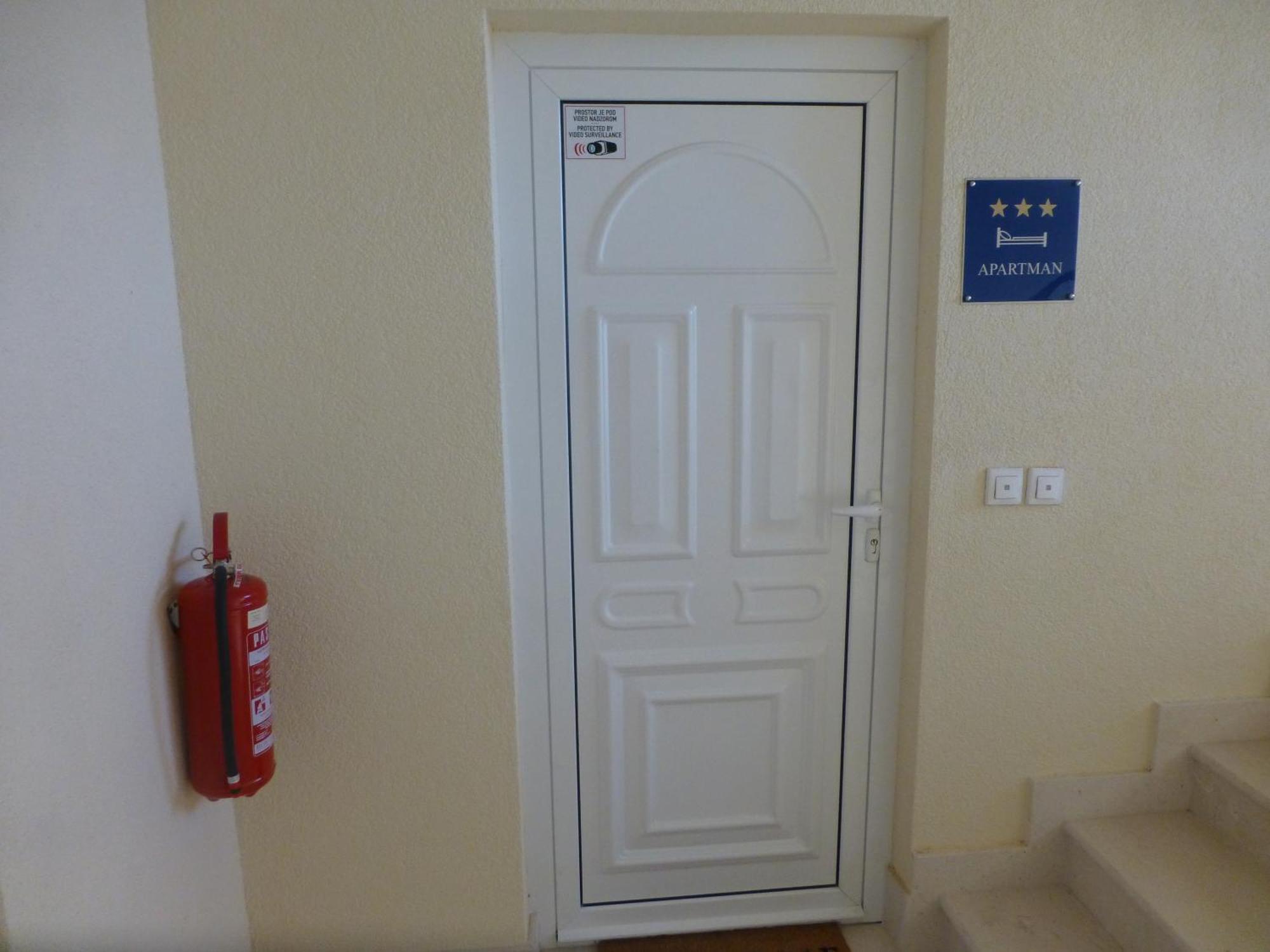 Apartment Adrijana ノヴァリャ エクステリア 写真